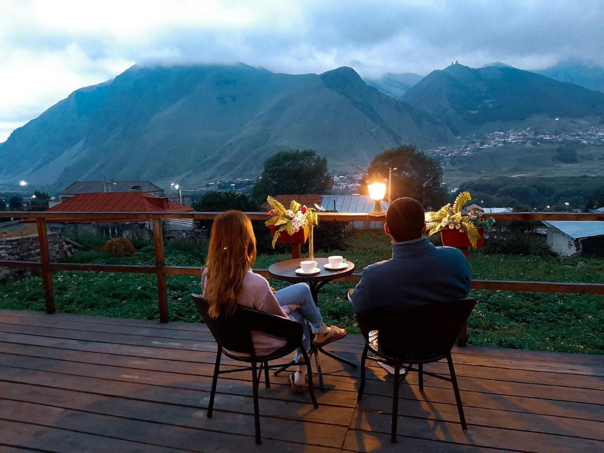 Guesthouse Elli & Cottages Kazbegi Exterior foto
