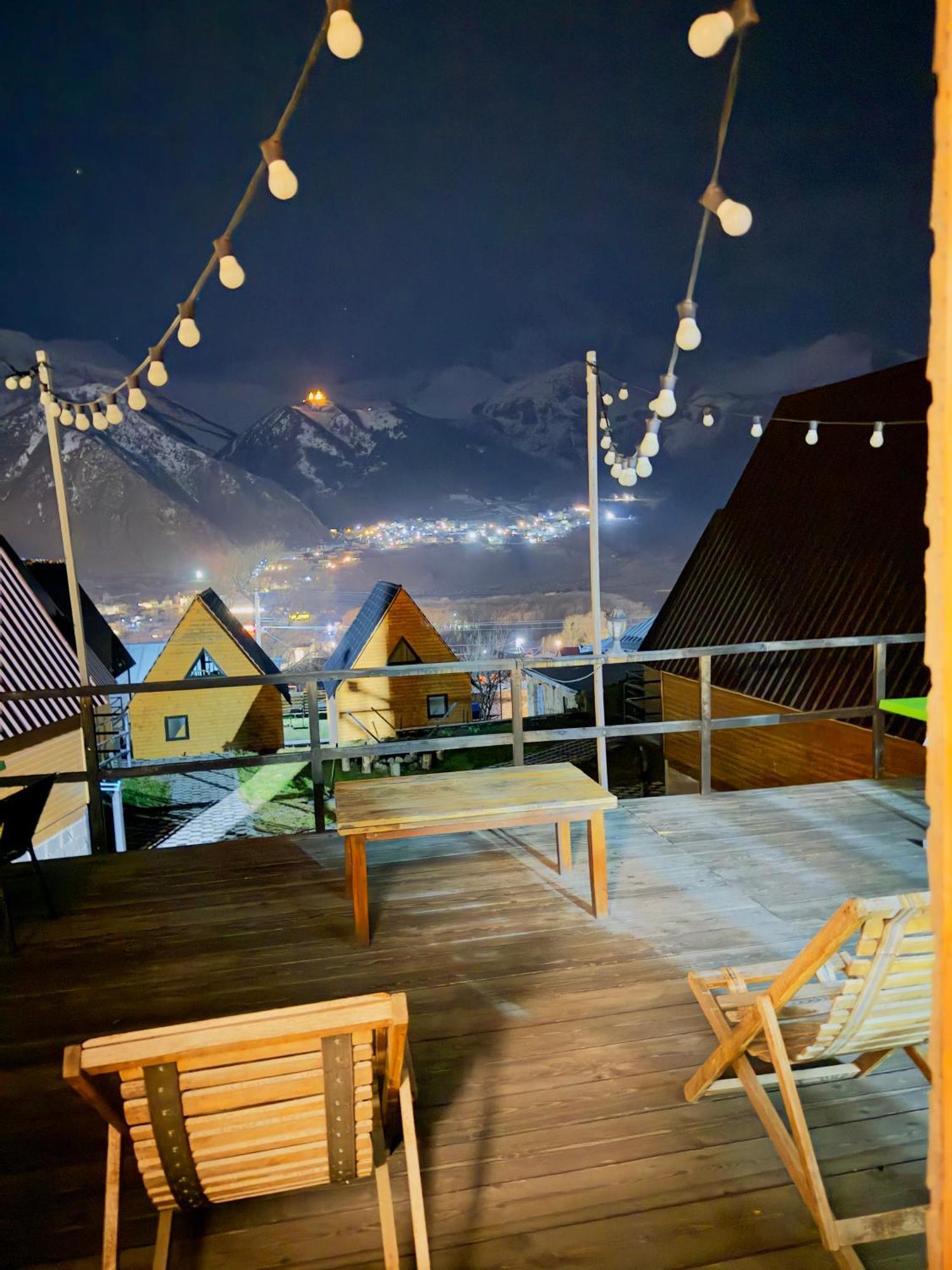 Guesthouse Elli & Cottages Kazbegi Exterior foto