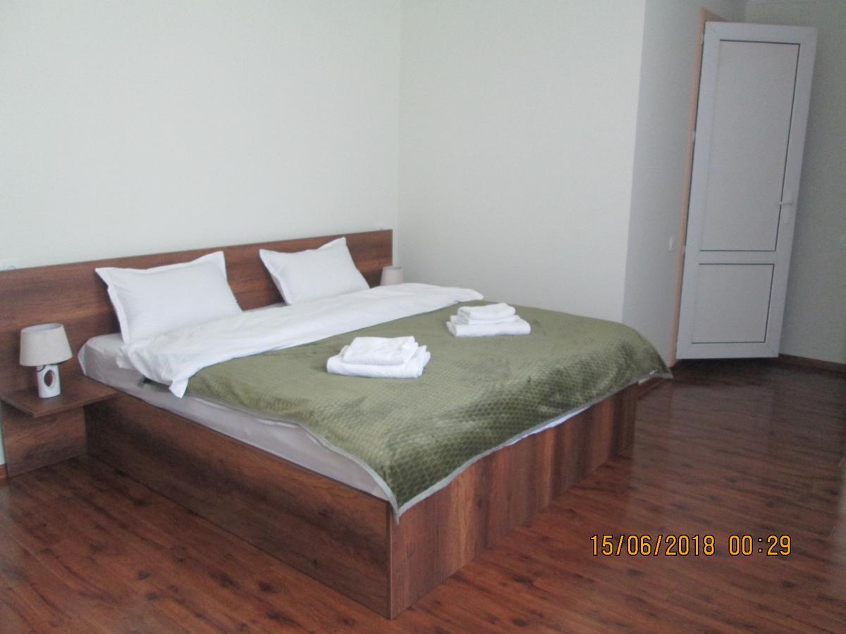 Guesthouse Elli & Cottages Kazbegi Exterior foto