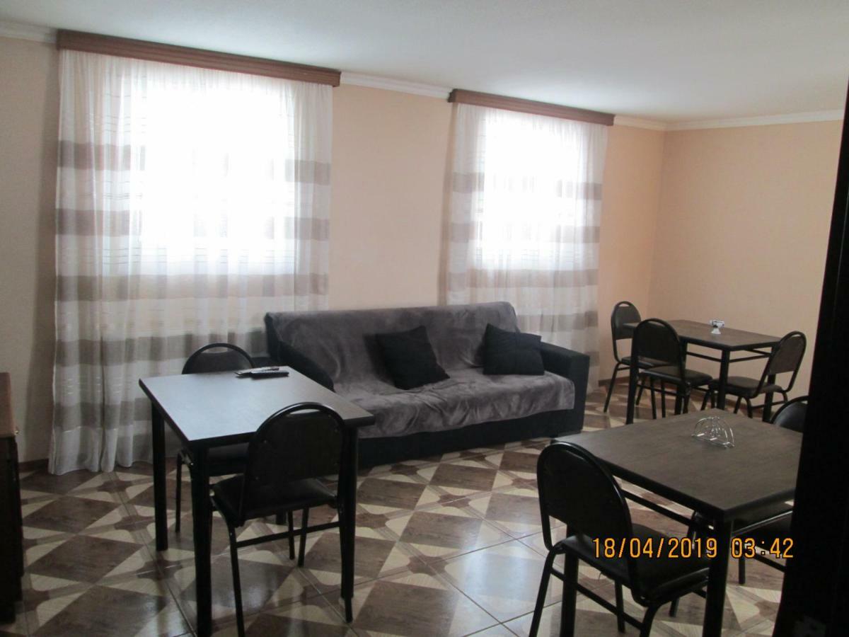 Guesthouse Elli & Cottages Kazbegi Exterior foto