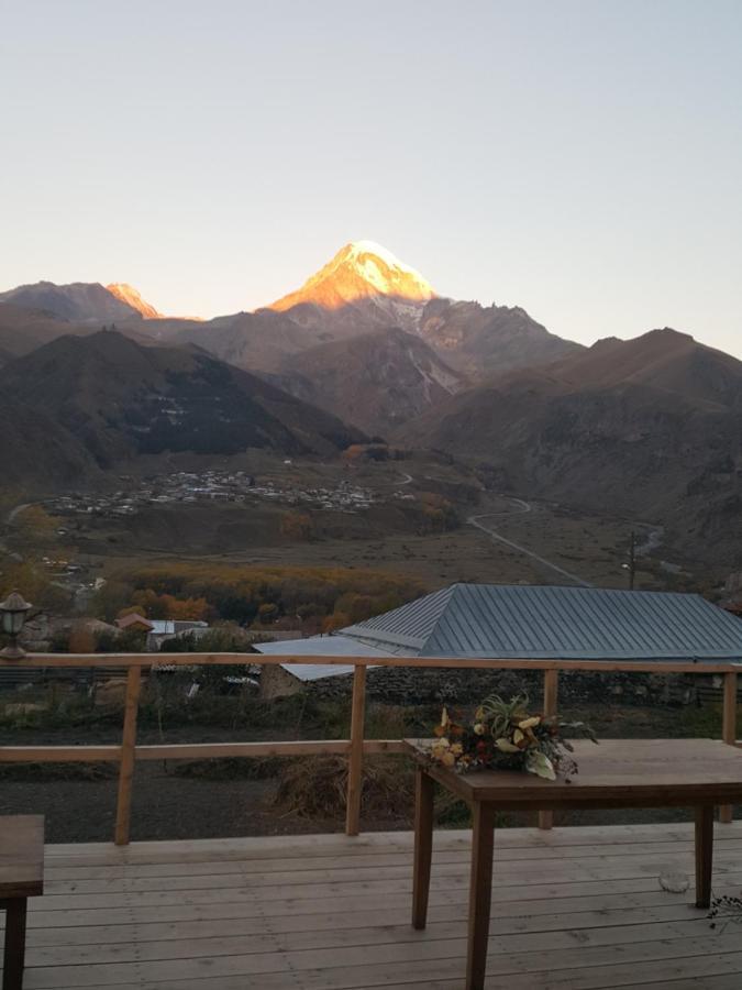 Guesthouse Elli & Cottages Kazbegi Exterior foto